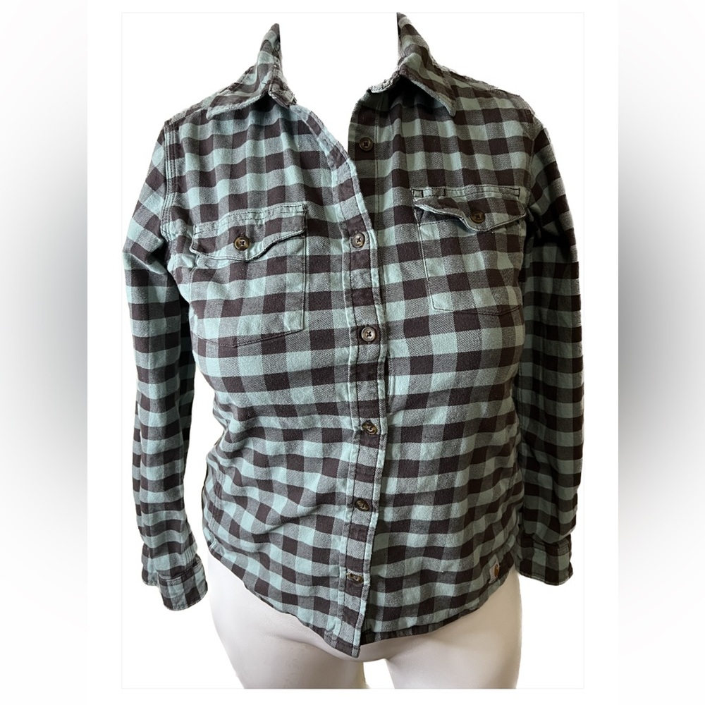 Women’s Carhartt button shirt